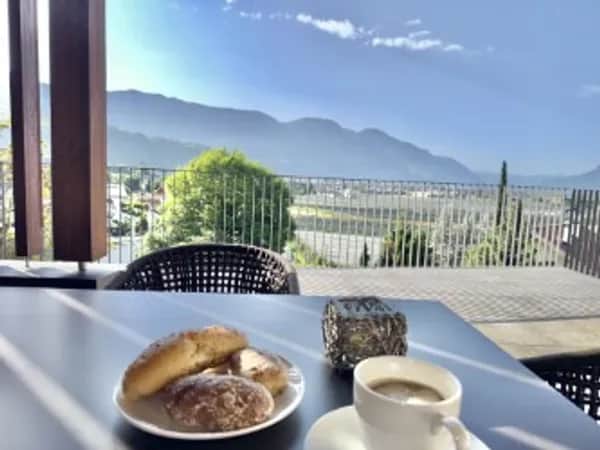 Top-bewertete Unterkunft in Südtirol mit Frühstück – entspannt in den Tag starten