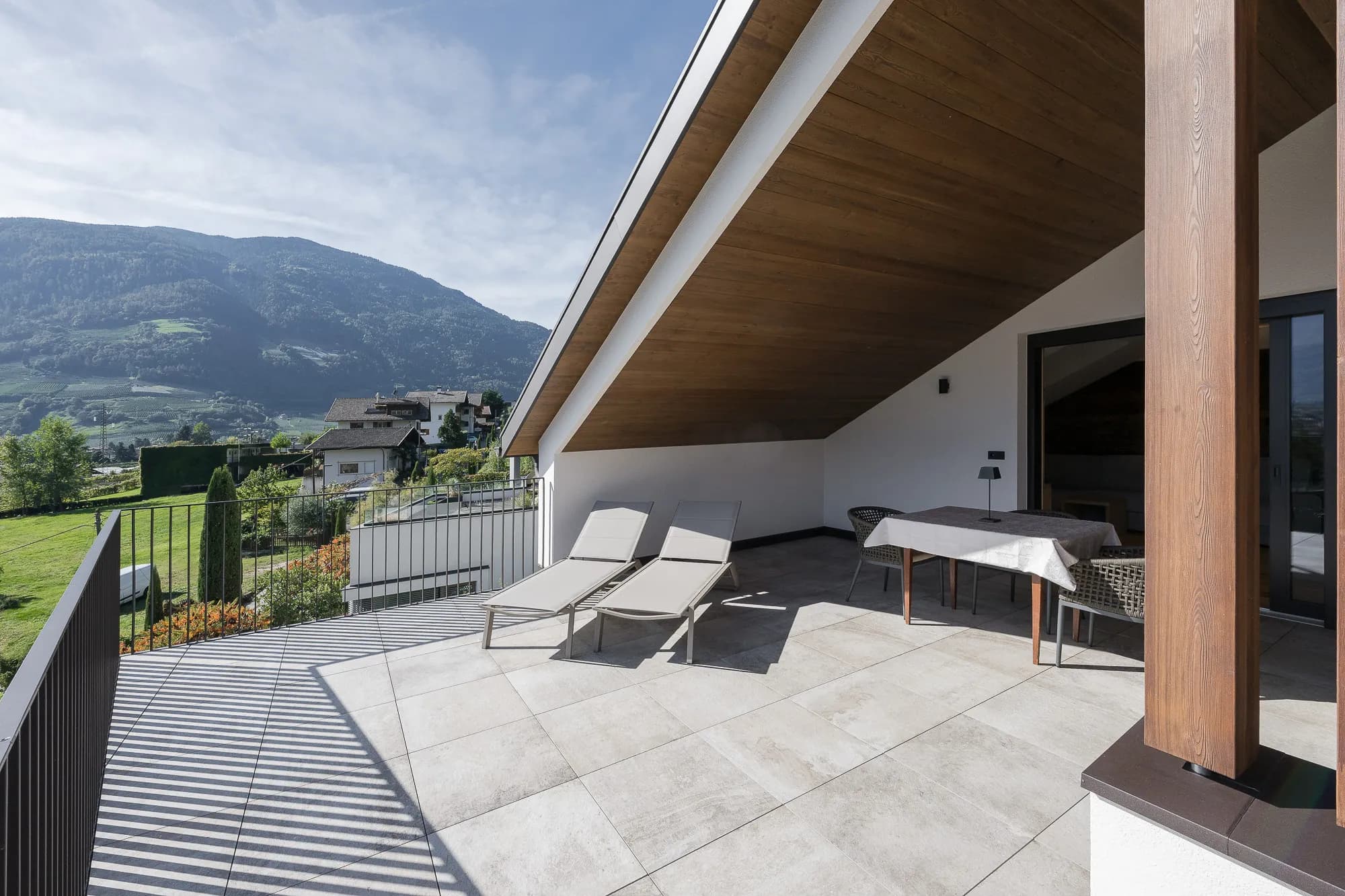 Ferienwohnung mit Garten und Pool in Algund - Ideal für einen Bergurlaub  5