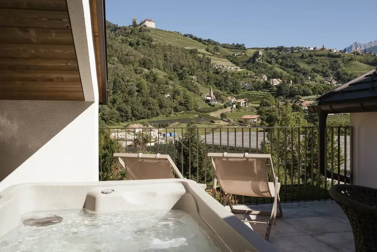 Ferienwohnungen mit Pool und Sauna in Algund bei Meran