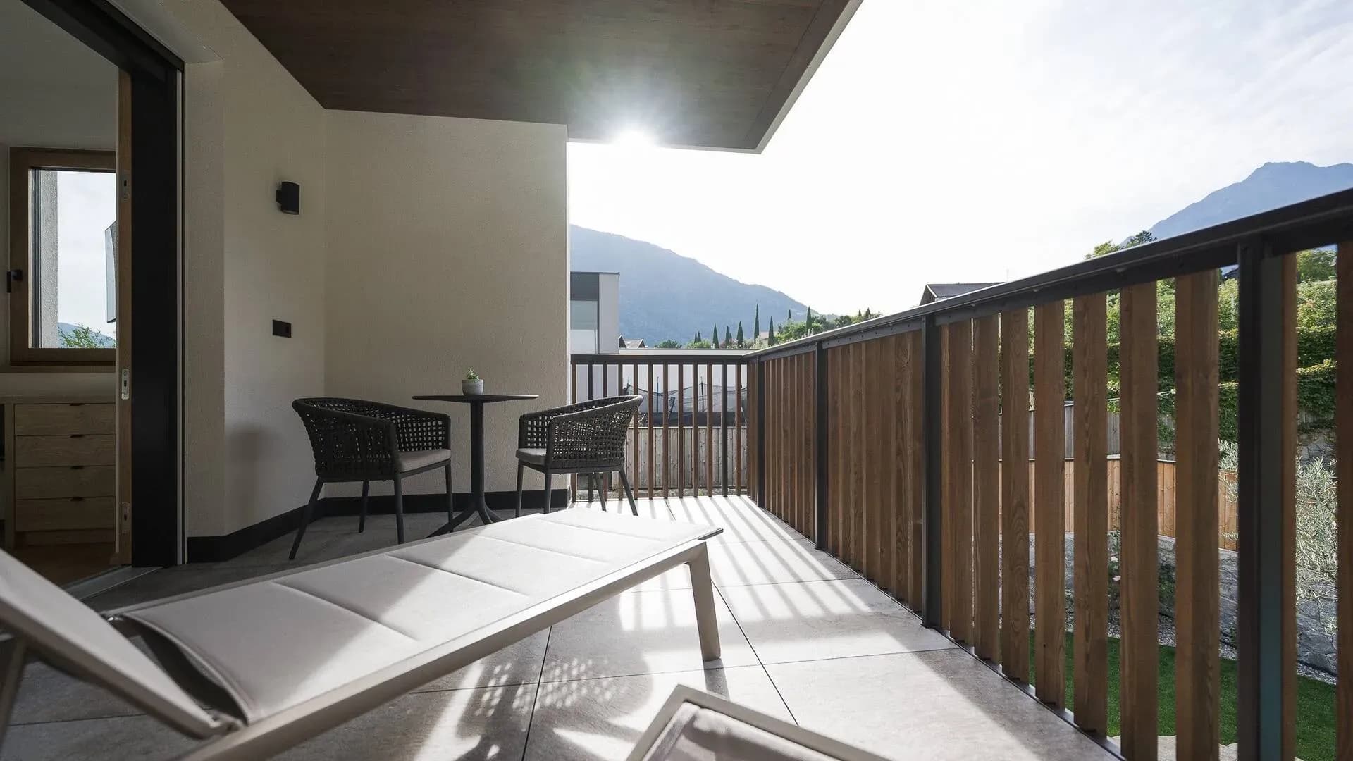 Bergurlaub mit der Familie in Algund – Ferienwohnungen mit Garten & Pool