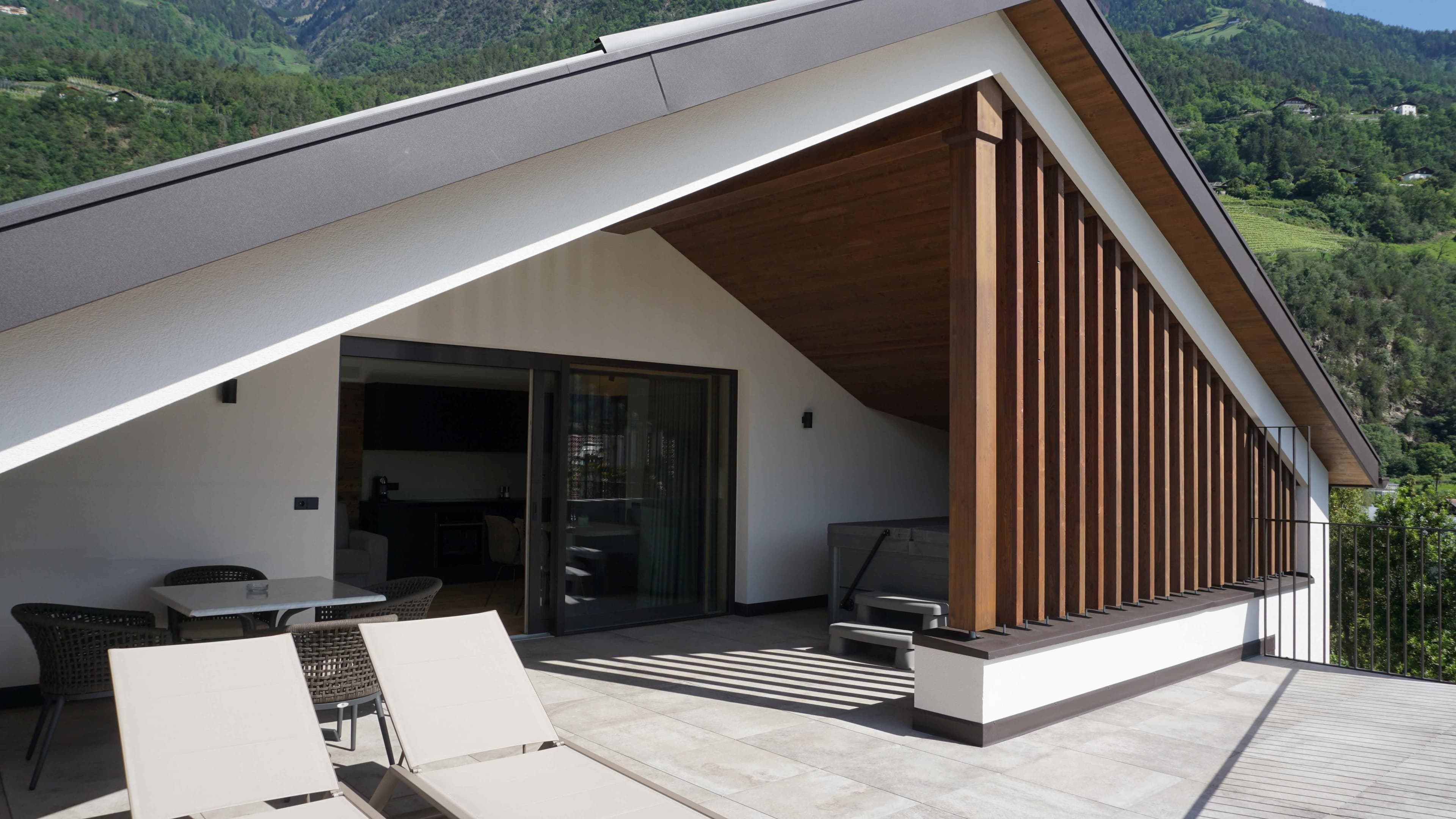 Modernes Apartment in Algund bei Dorf Tirol – Ferienwohnung mit Naturmaterialien und Design