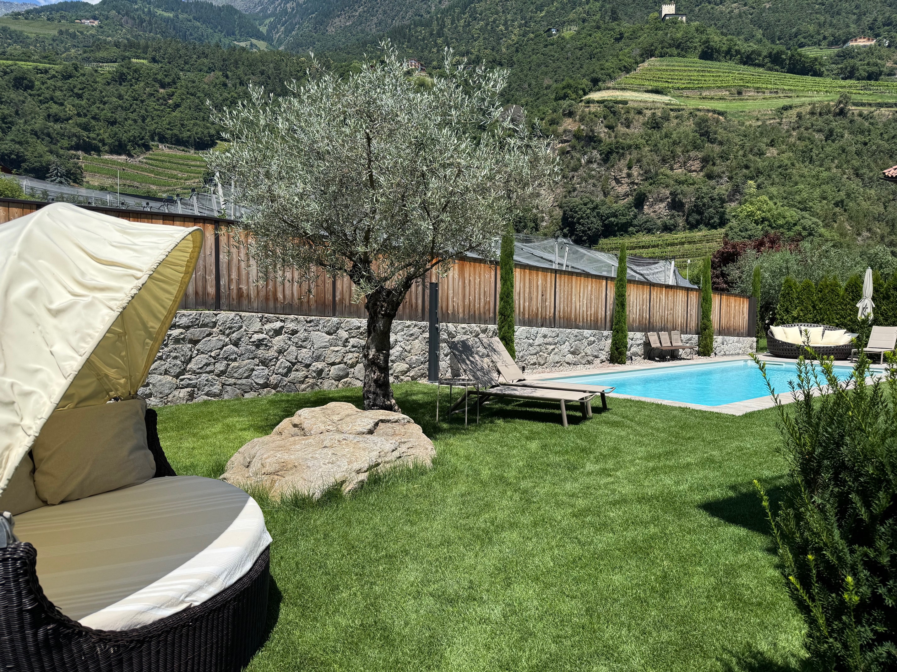 Ferienwohnung mit Garage und Panoramablick in Algund-Südtirol